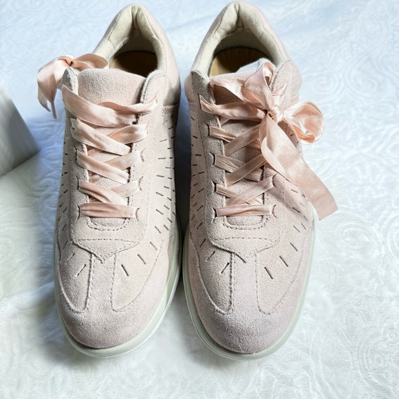 UGG Shoes - UGG Blush Pink Suede Sneakers Satin Ribbon Laces Women’s Size 7